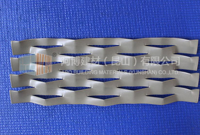 中型鋼板網(wǎng)批發(fā)